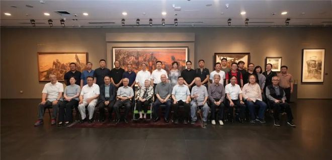 文化和旅游部2024年全国美术馆馆藏精品展出季项目｜抹去重来六十年——钟涵艺术研究展在北京画院美术馆举办