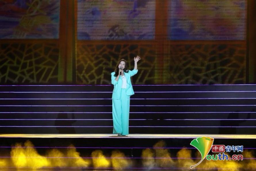 2024中国杏花村国际酒业博览会“汾酒之夜”晚会举行(图3)
