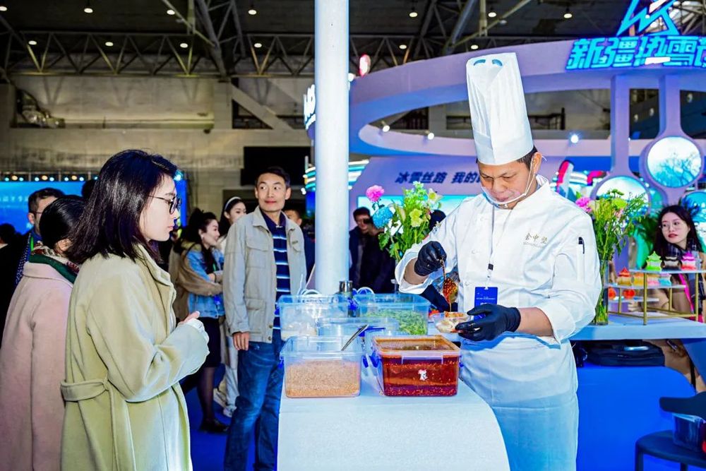 第十八届新疆冬季旅游产业交易博览会暨2024新疆热雪节盛大开幕兵团冬季活动亮点纷呈(图1)