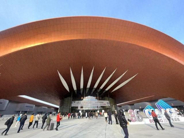 北京会展开启新篇章新国展二期亮相投运迎来开门红(图1)