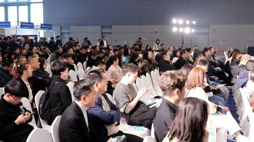 kaiyun：杭州大会展中心开年首展来袭！第十五届全球新电商博览会燃爆现场(图5)