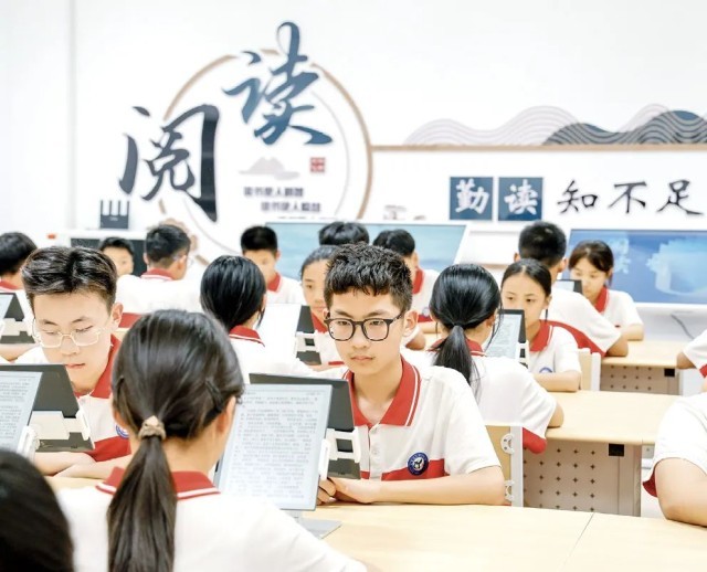 春风浩荡满目新——习近平总书记推动我国数字经济高质量发展述评(图5)