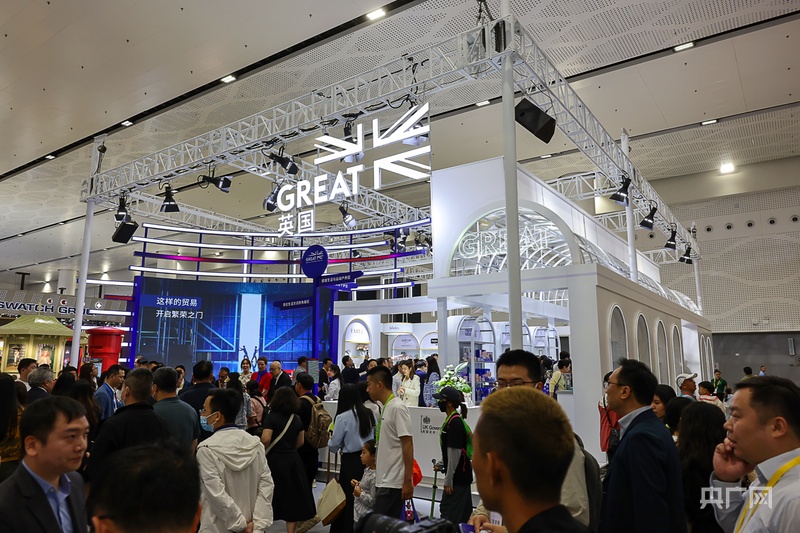 kaiyun：消博会观察：外企高管热议中国市场机遇开放合作成全球共识(图1)