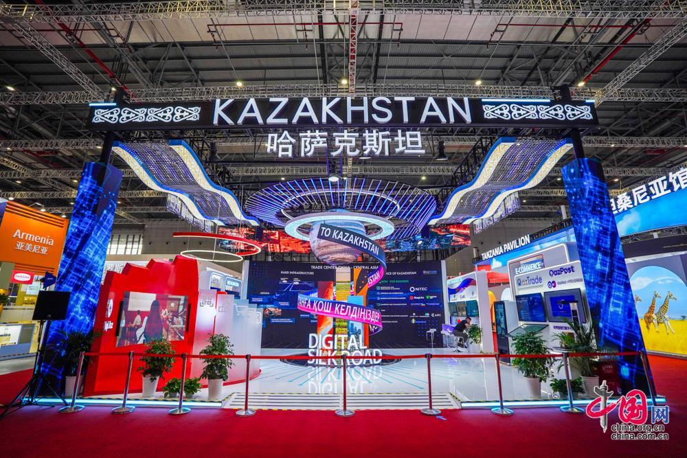 kaiyun入口：一切就绪2024进博会即将开幕(图13)