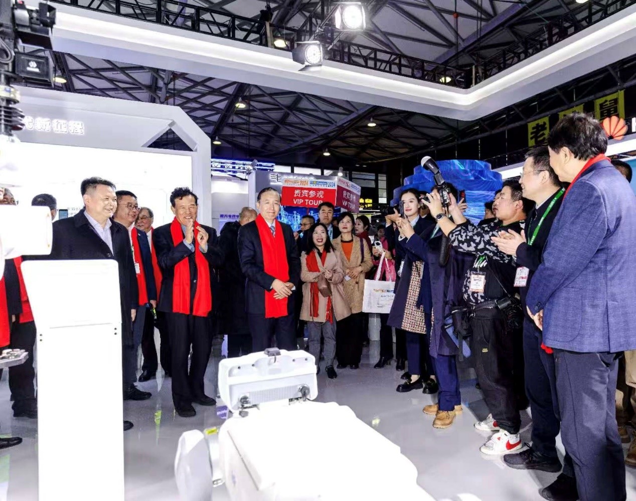 2024中国国际电力设备及技术展览会在上海开幕(图3)