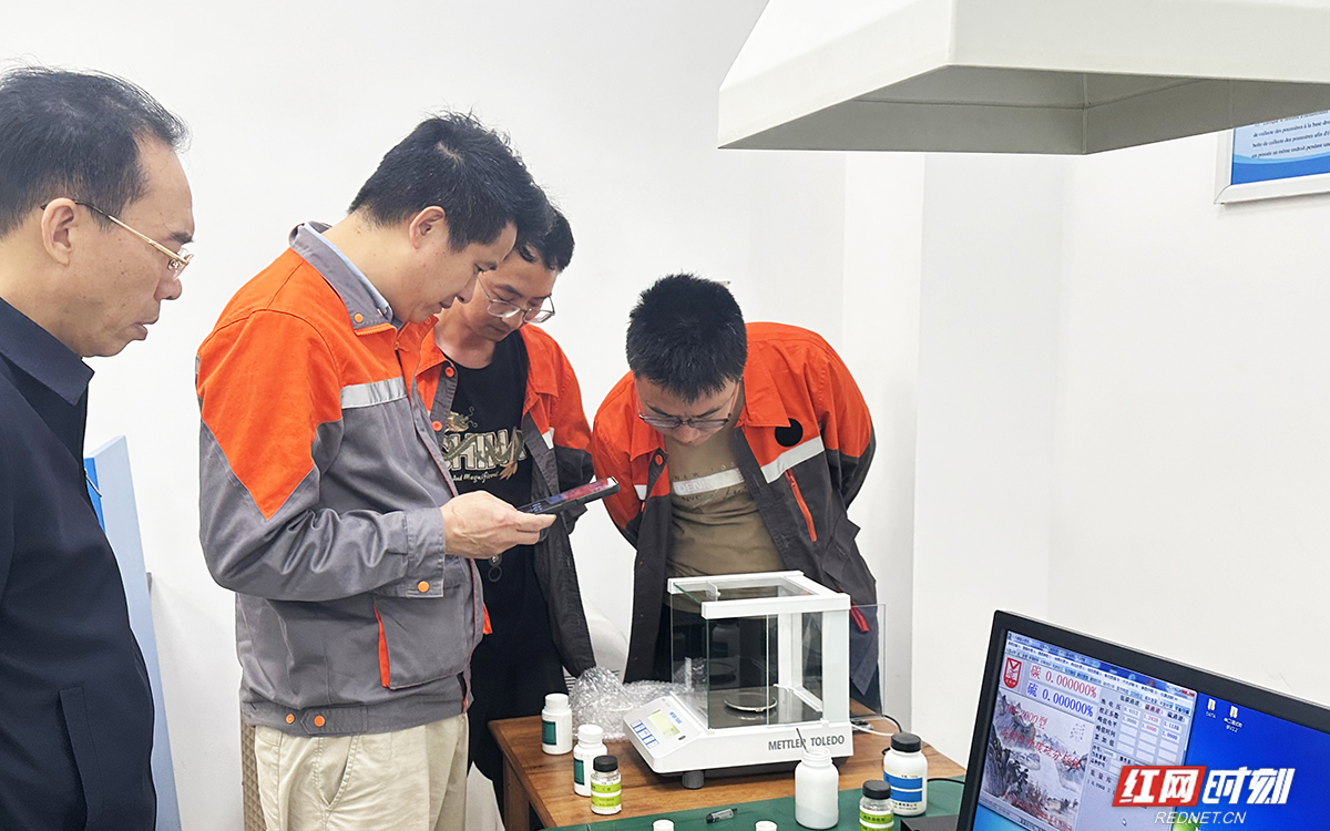 kaiyun:赞皇“岩语回响——艺术共栖计划”展览举办(图1)