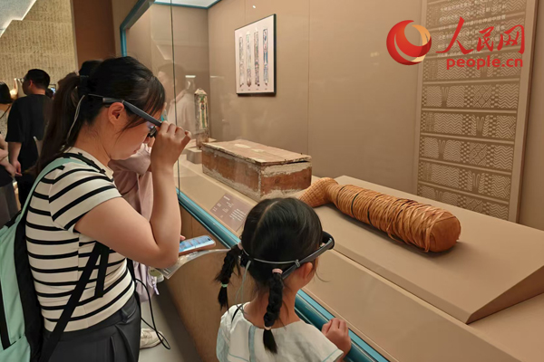 kaiyun网站：文化中国行丨2025年暑期全国博物馆接待观众突破3亿人次创历史新高(图3)