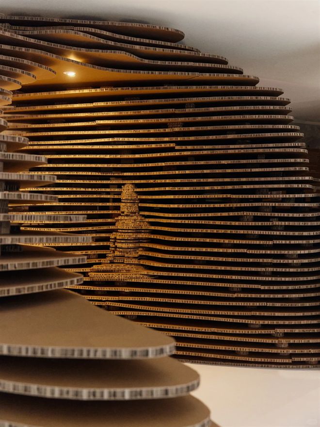 中国品牌展览IP“远山有声”再登巴黎时装周(图2)