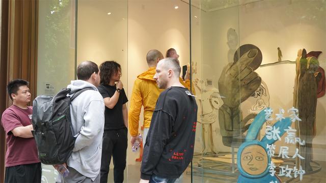 kaiyun：南昌路让青年艺术可以沿街偶遇(图1)