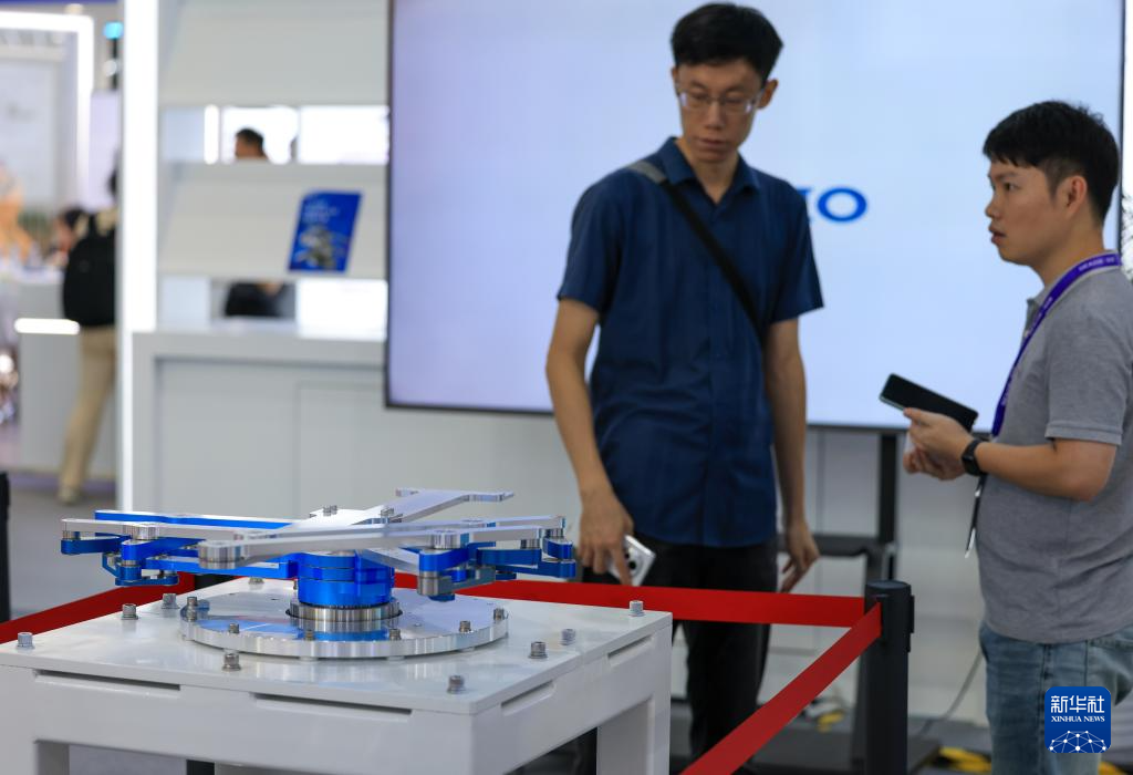 2025湾区半导体产业生态博览会开幕(图6)