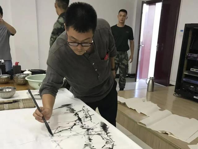 “雨花满天”——2025青年写意画作品展览：以当代视野承续文脉(图9)