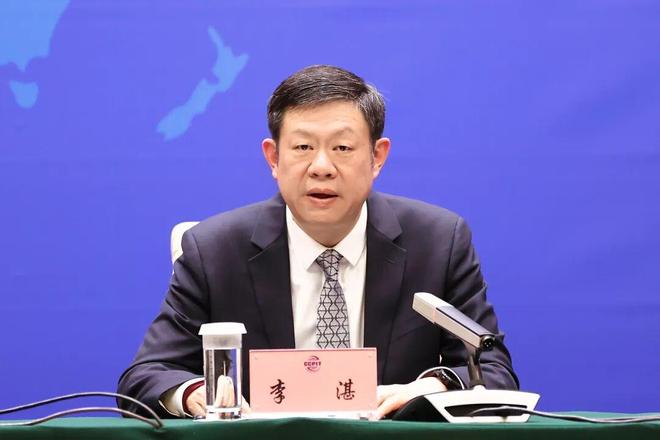 kaiyun网站：中国贸促会举行2026年中国会展经济国际合作论坛专题新闻发布会(图3)